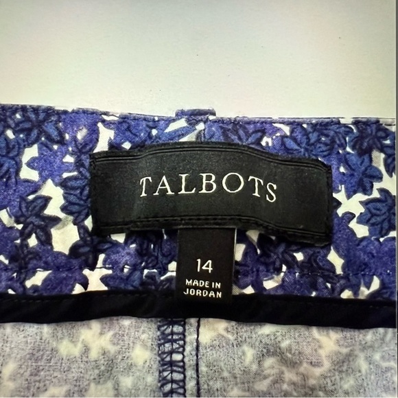 Talbots Floral Blue and White Pants capris - Picture 3 of 6